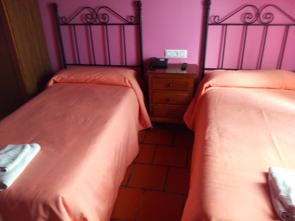 Hostal Venta Liara Allepuz Екстериор снимка