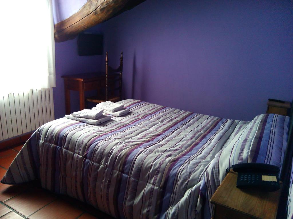 Hostal Venta Liara Allepuz Екстериор снимка