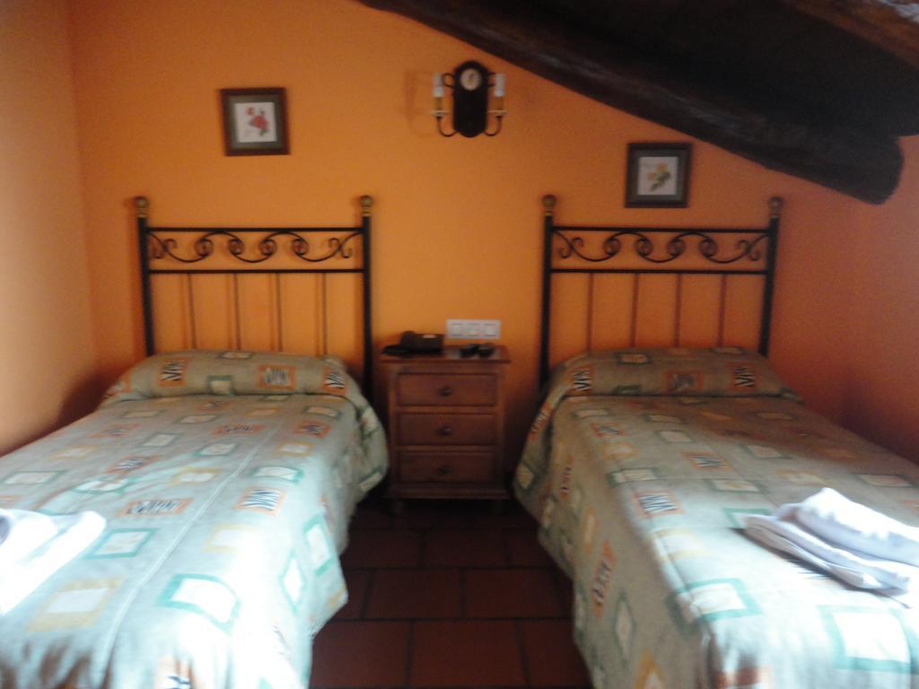 Hostal Venta Liara Allepuz Екстериор снимка