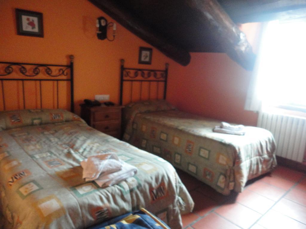 Hostal Venta Liara Allepuz Екстериор снимка
