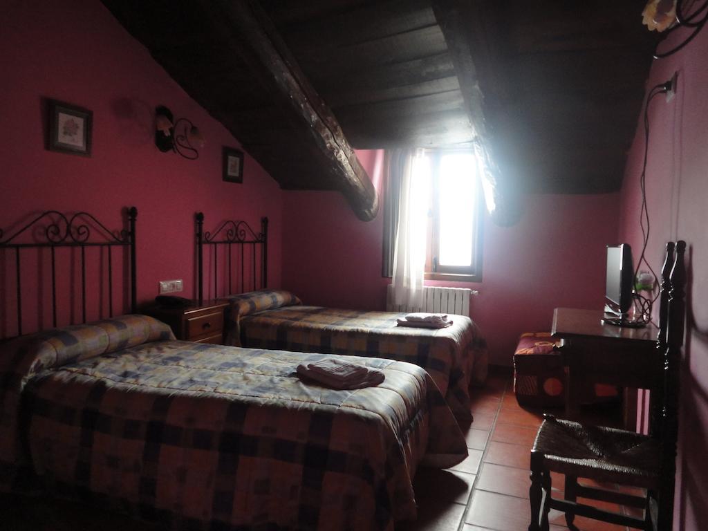 Hostal Venta Liara Allepuz Екстериор снимка