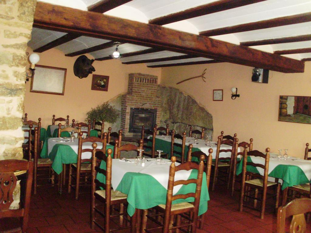 Hostal Venta Liara Allepuz Екстериор снимка