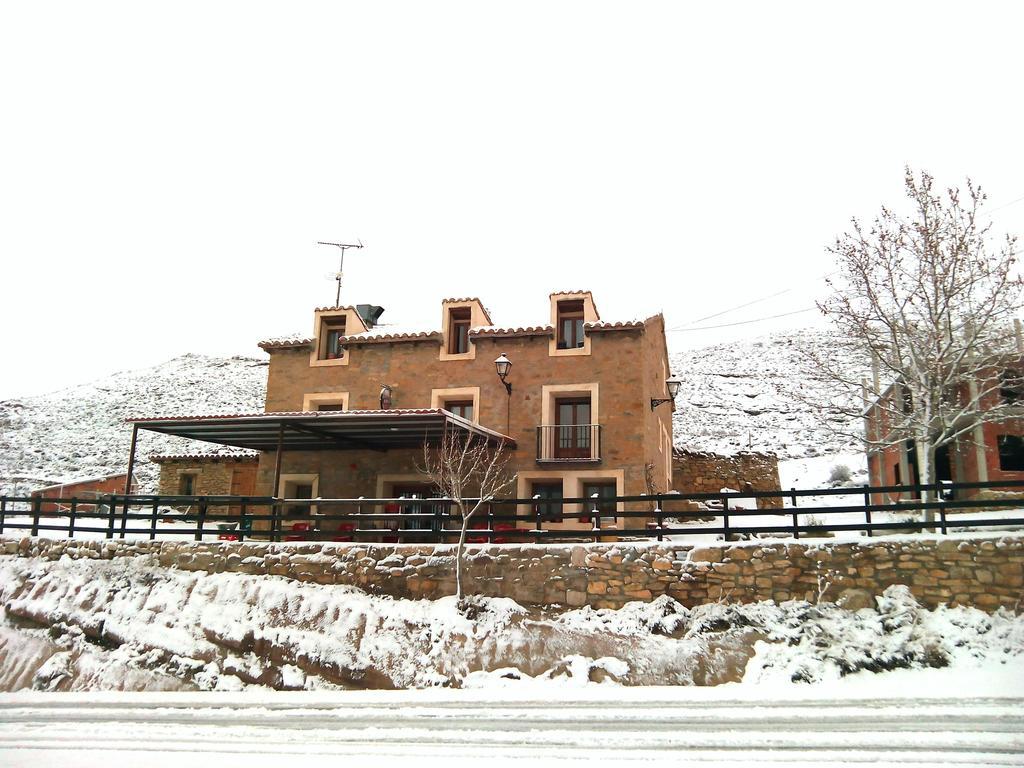 Hostal Venta Liara Allepuz Екстериор снимка