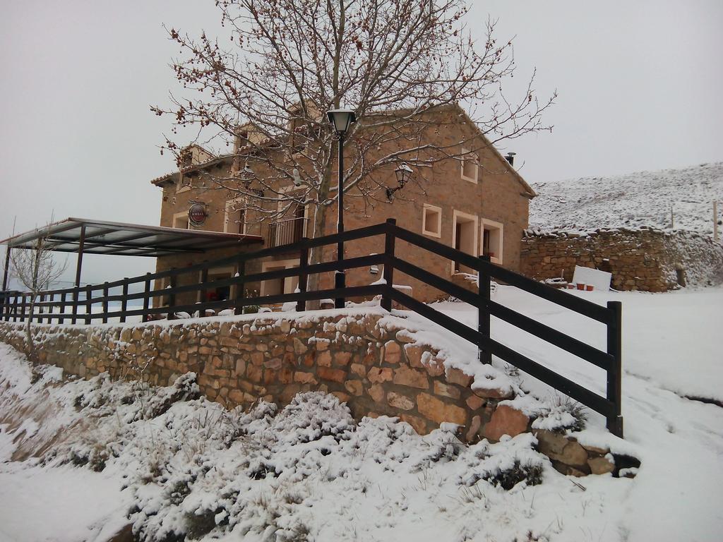 Hostal Venta Liara Allepuz Екстериор снимка