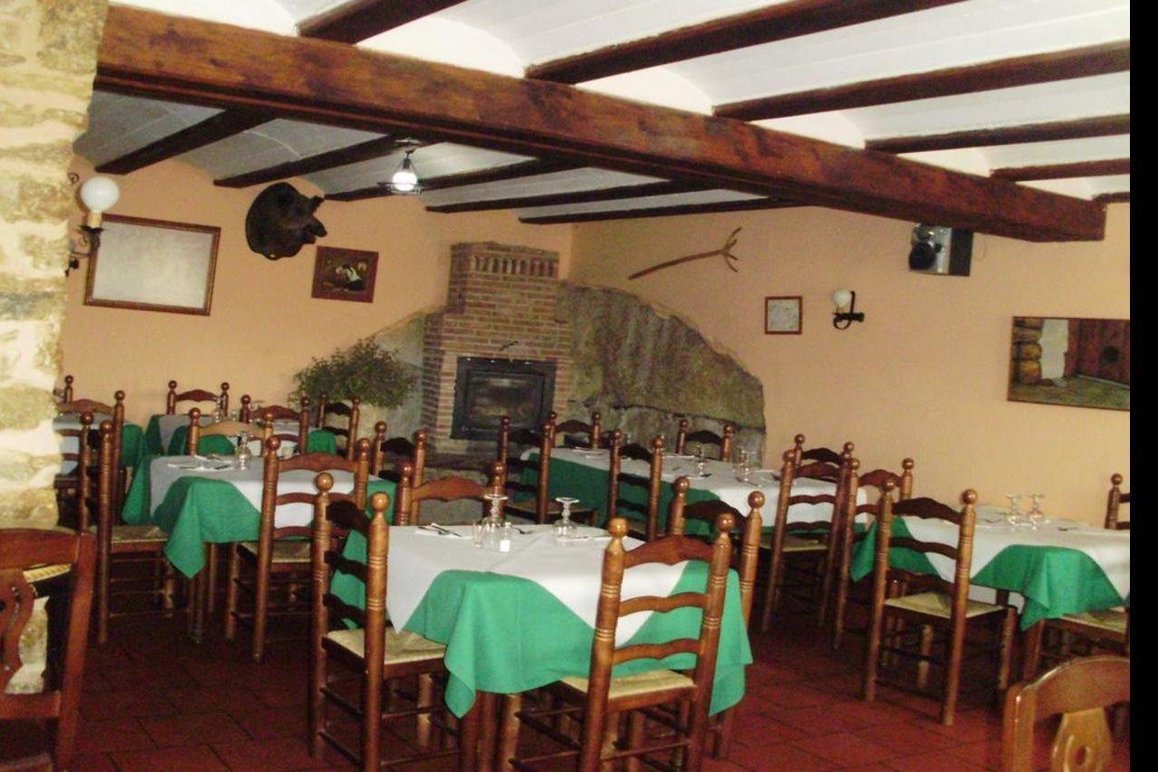 Hostal Venta Liara Allepuz Екстериор снимка